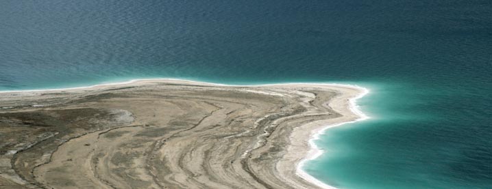 死海 イメージ写真